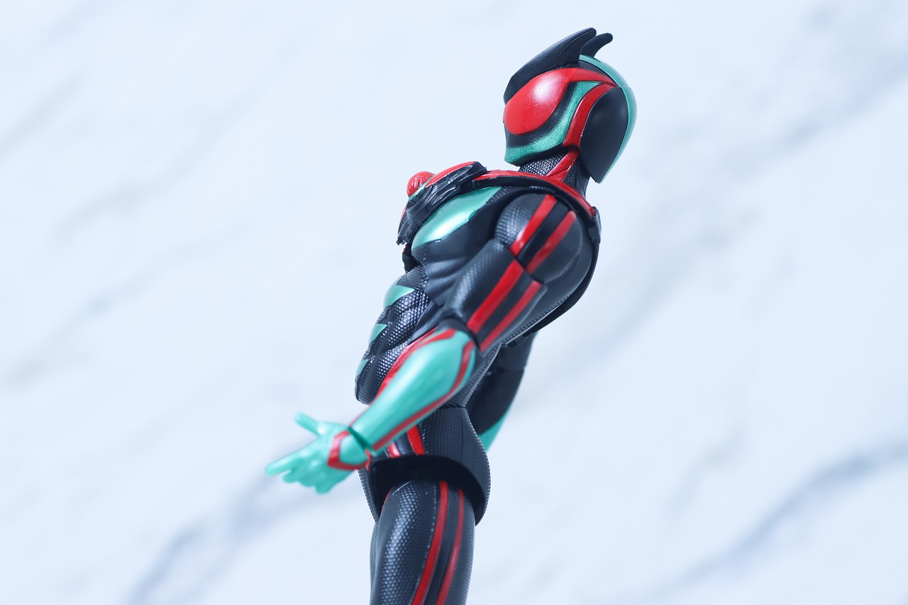 仮面ライダーアクションフィギュア　仮面ライダーゼッツ フィジカムインパクト　レビュー　可動範囲