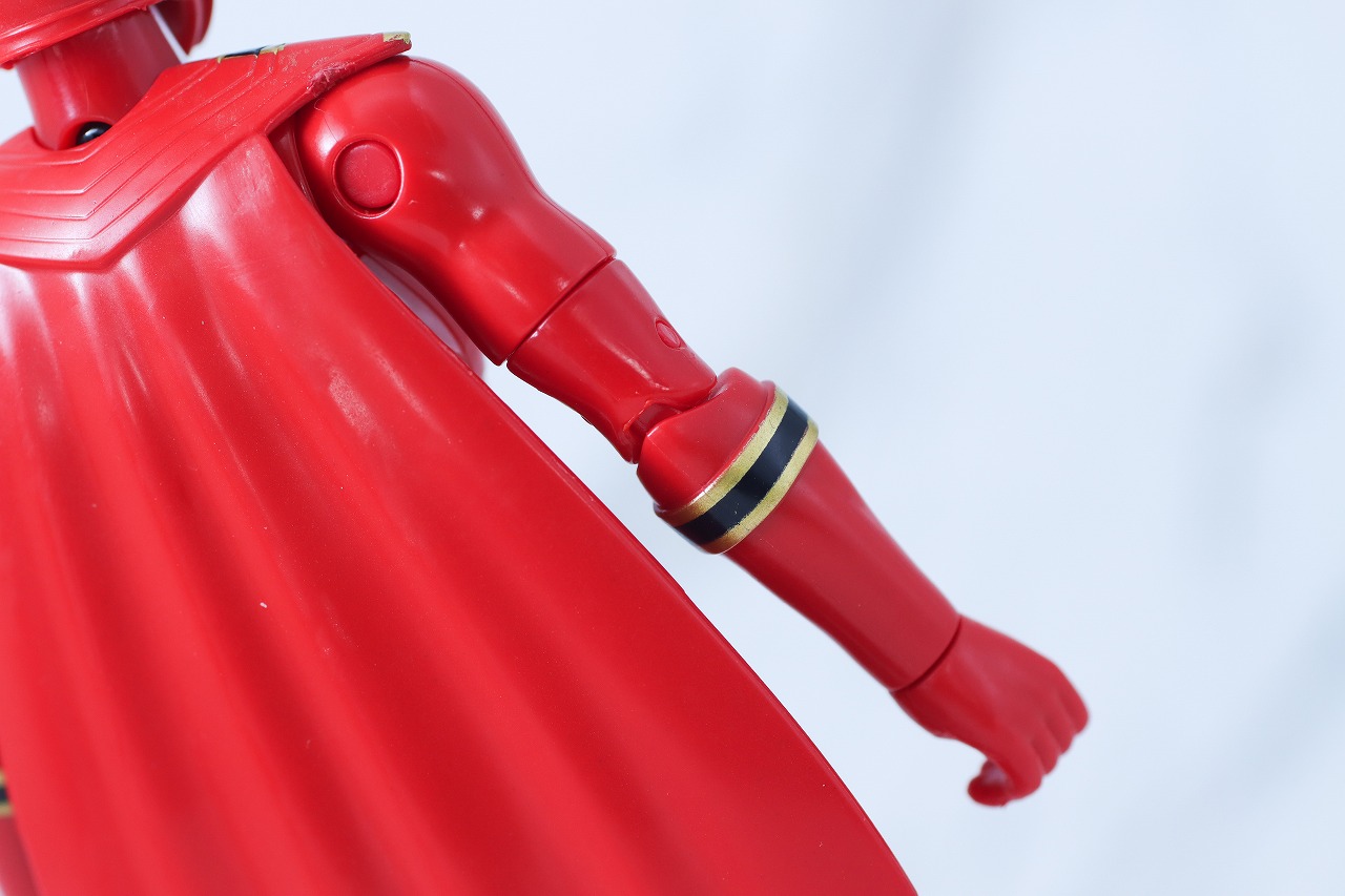 アクションヒーロー　マジレッド　レビュー　本体