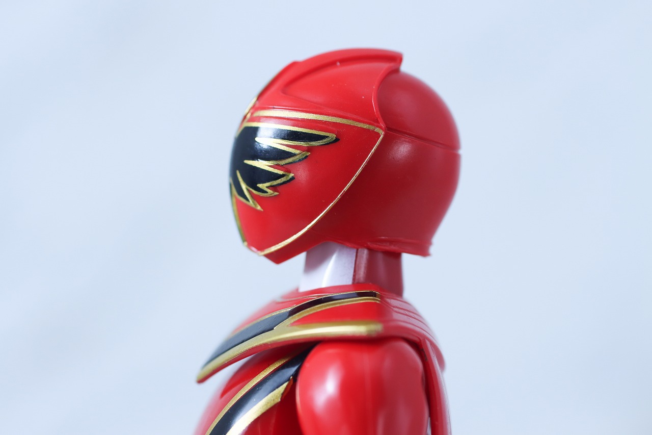 アクションヒーロー　マジレッド　レビュー　可動範囲