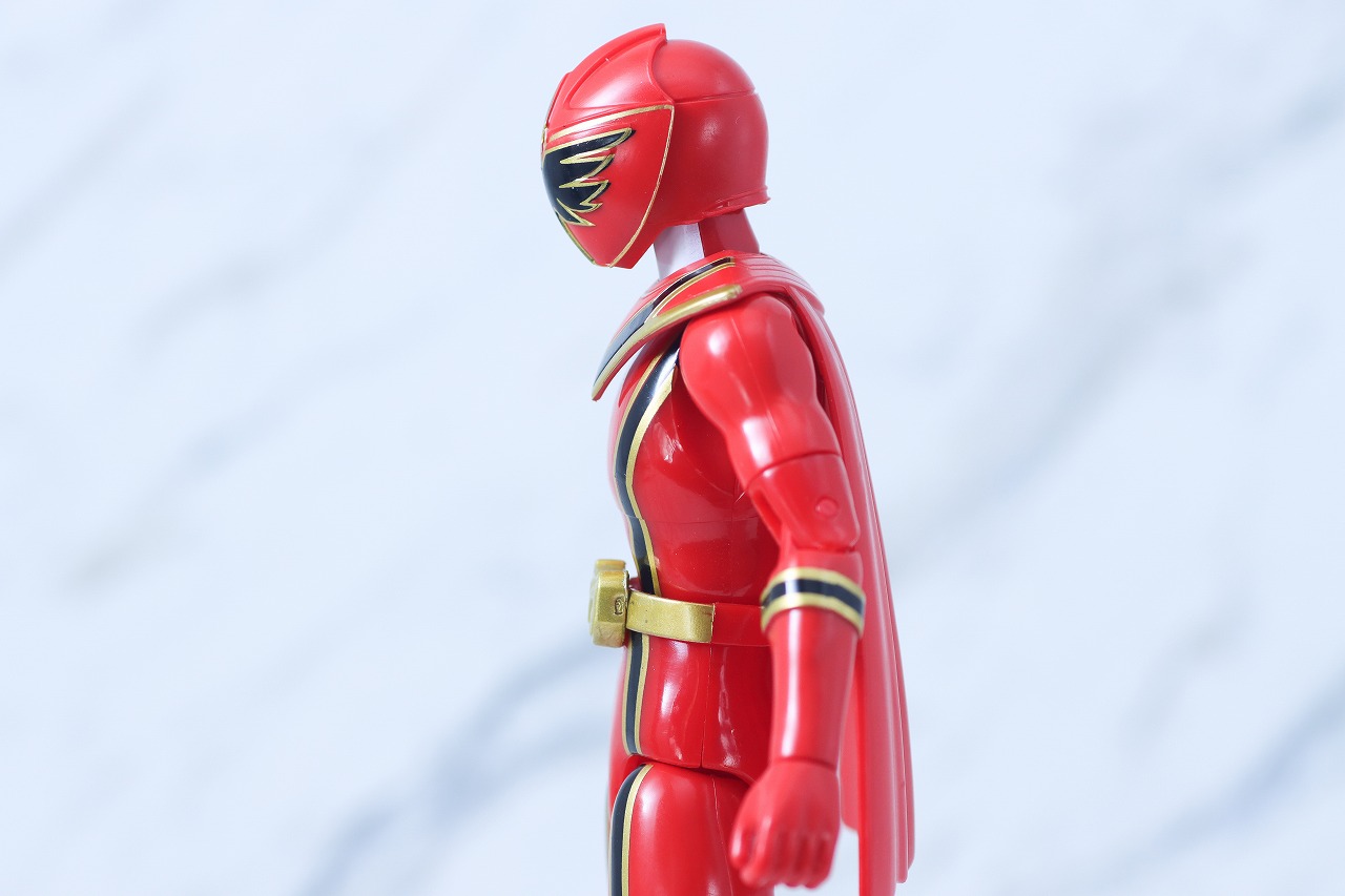 アクションヒーロー　マジレッド　レビュー　可動範囲