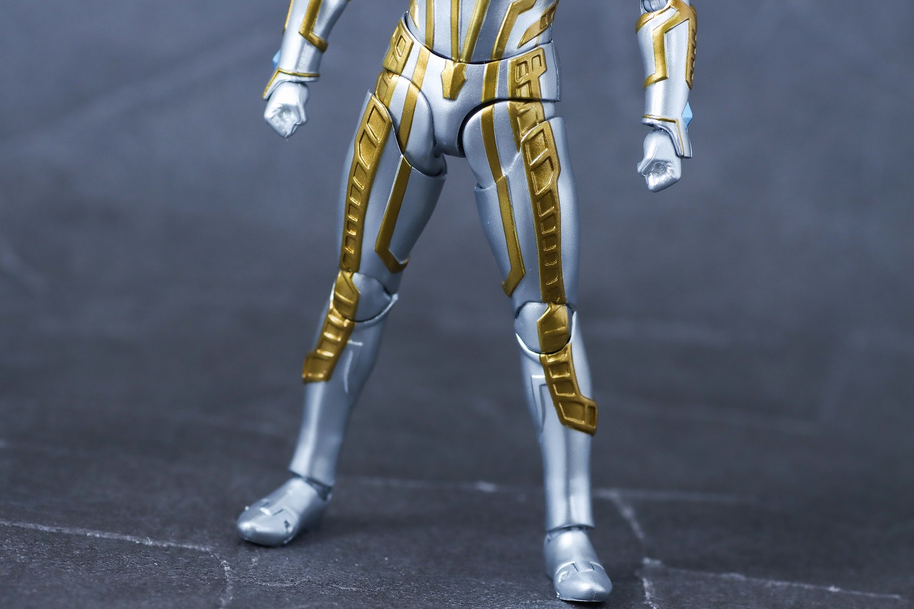 S.H.フィギュアーツ　ウルティメイトシャイニングウルトラマンゼロ ニュージェネ スターズVer.　レビュー　本体