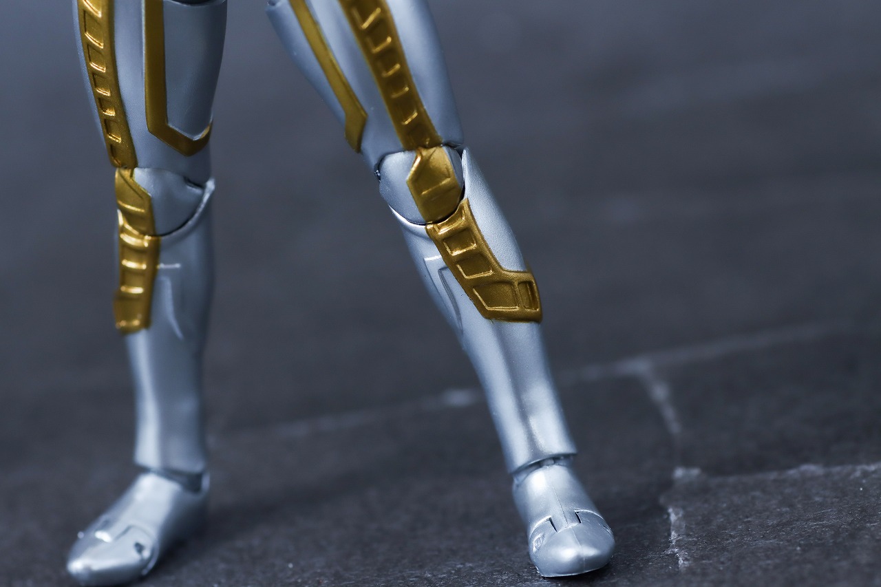 S.H.フィギュアーツ　ウルティメイトシャイニングウルトラマンゼロ ニュージェネ スターズVer.　レビュー　本体