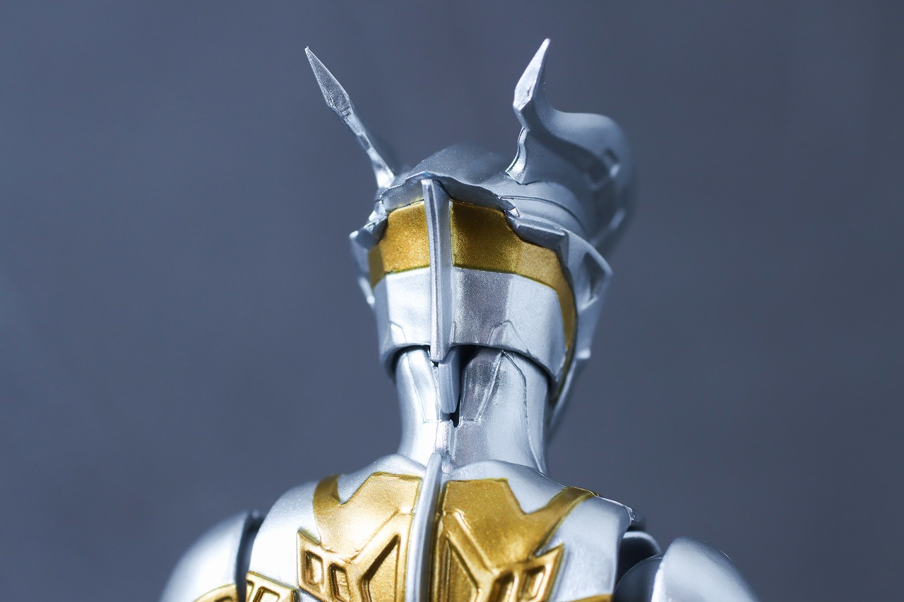 S.H.フィギュアーツ　ウルティメイトシャイニングウルトラマンゼロ ニュージェネ スターズVer.　レビュー　本体