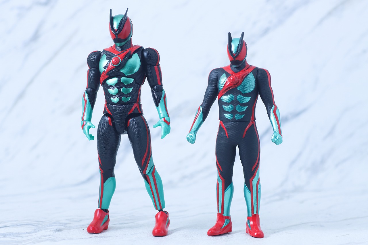 ライダーヒーローシリーズ　仮面ライダーゼッツ フィジカムインパクト 重塗装ver.　レビュー　本体　仮面ライダーアクションフィギュア　比較