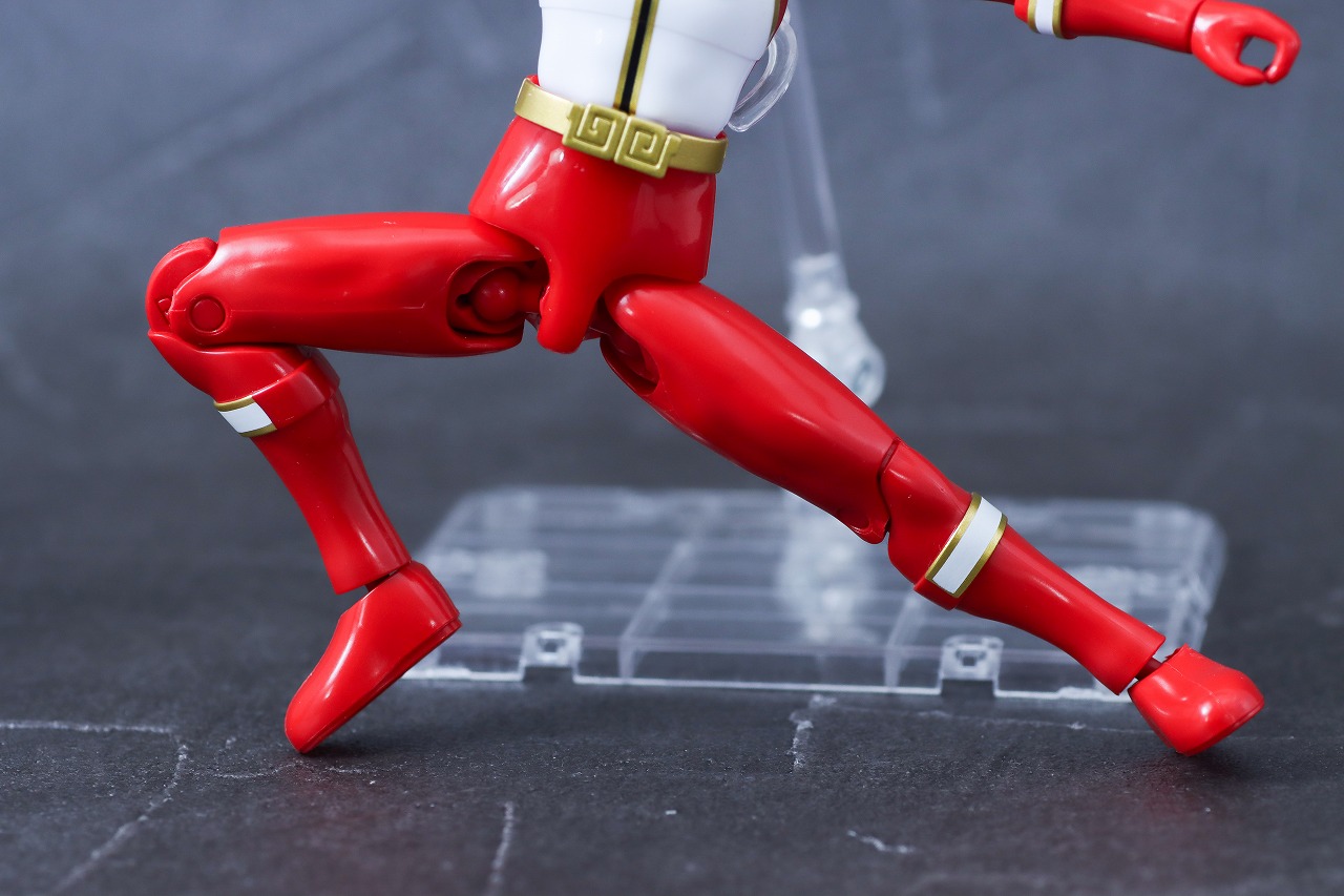 アクションヒーロー　リュウレンジャー　レビュー　可動範囲