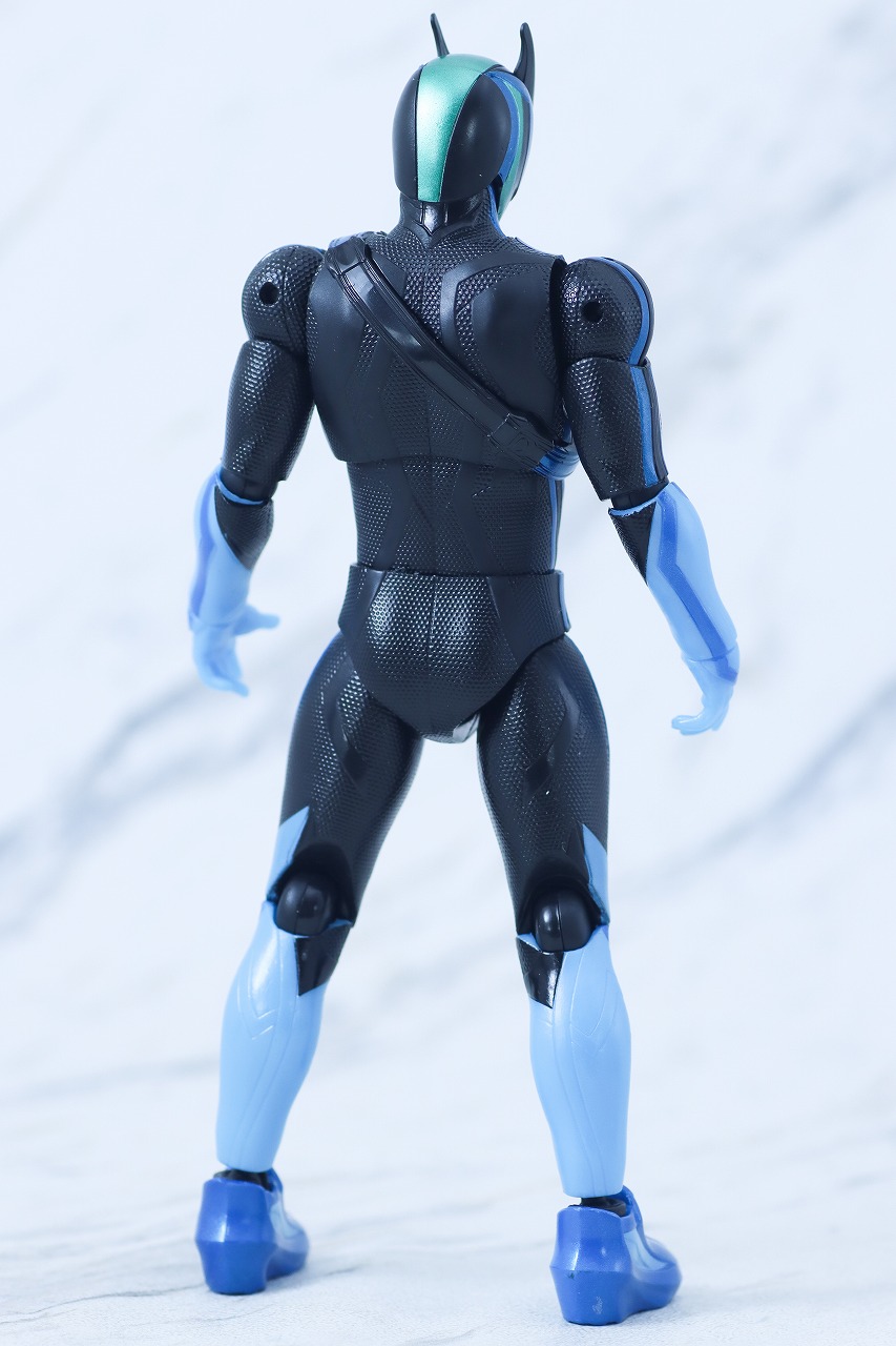 仮面ライダーアクションフィギュア　仮面ライダーゼッツ テクノロムストリーム　レビュー　本体