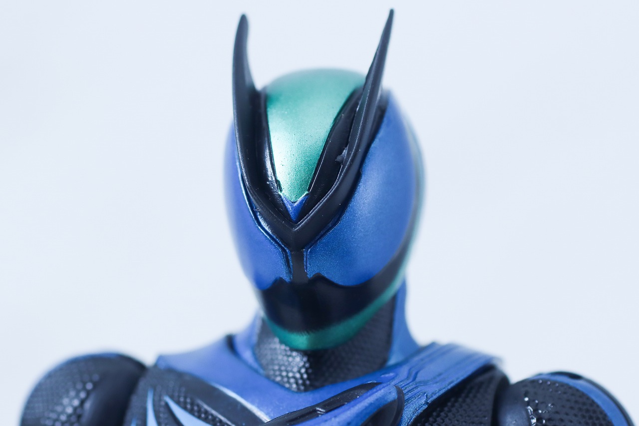 仮面ライダーアクションフィギュア　仮面ライダーゼッツ テクノロムストリーム　レビュー　本体