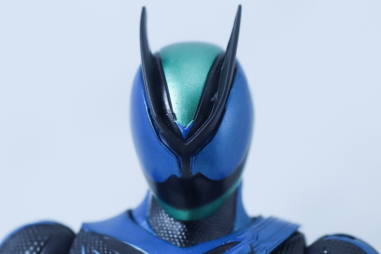 仮面ライダーアクションフィギュア　仮面ライダーゼッツ テクノロムストリーム　レビュー　本体