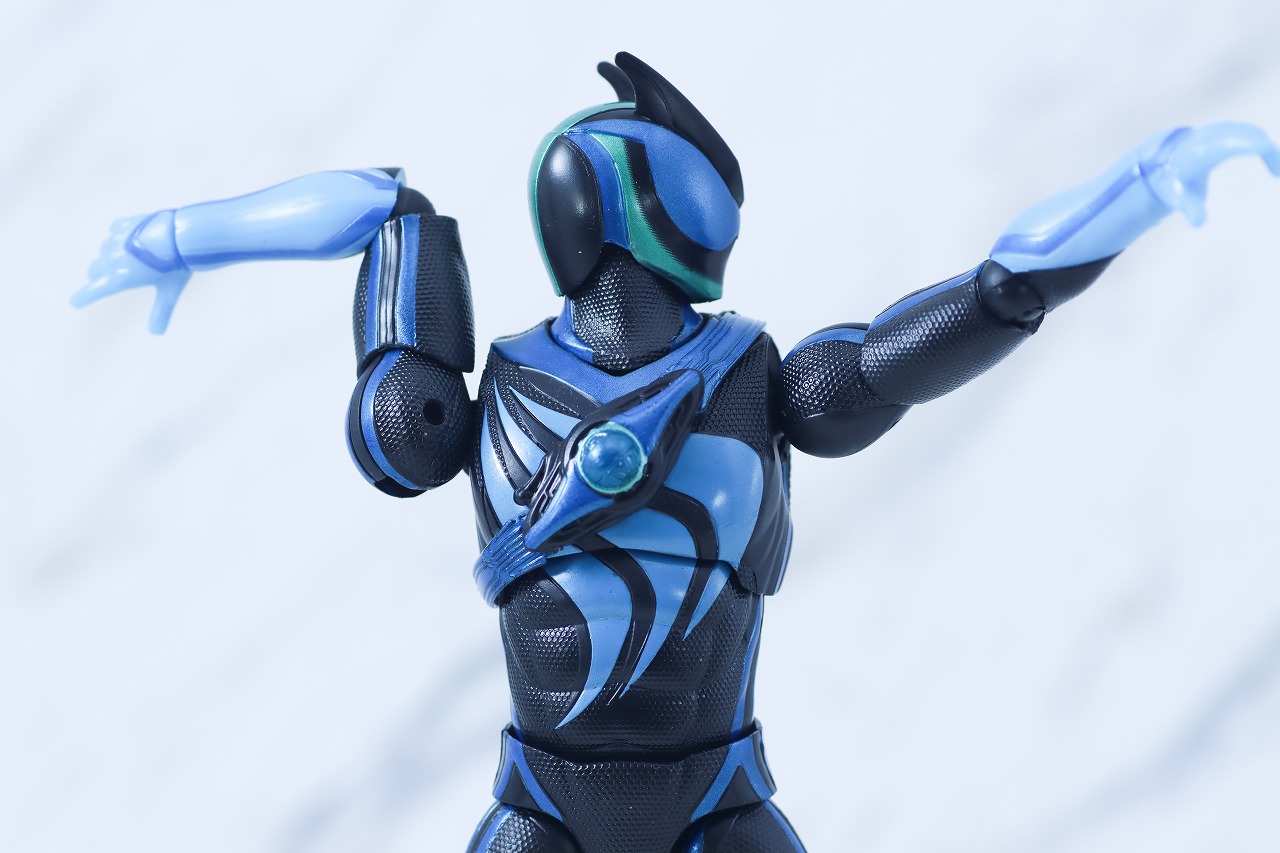 仮面ライダーアクションフィギュア　仮面ライダーゼッツ テクノロムストリーム　レビュー　可動範囲