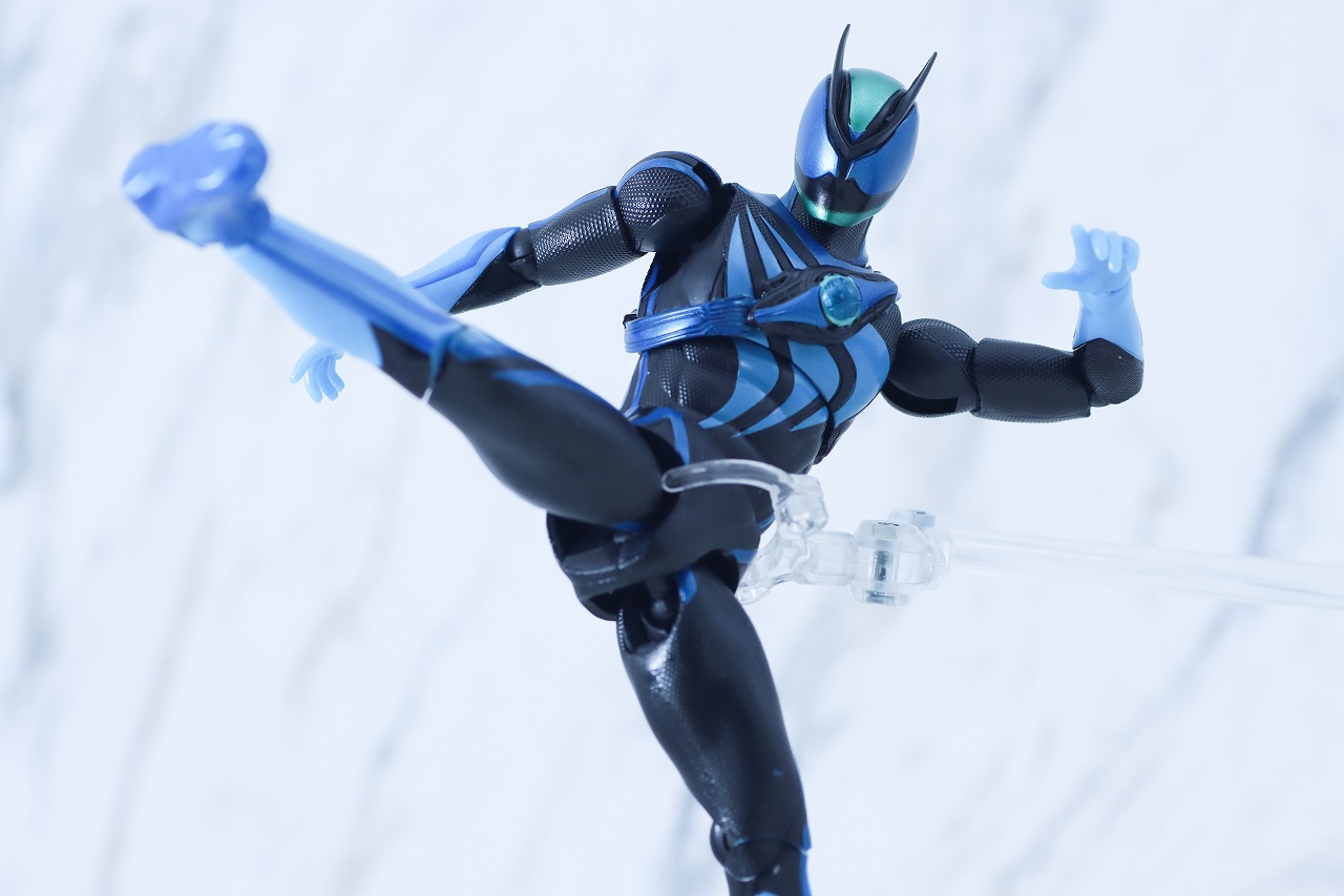 仮面ライダーアクションフィギュア　仮面ライダーゼッツ テクノロムストリーム　レビュー　アクション
