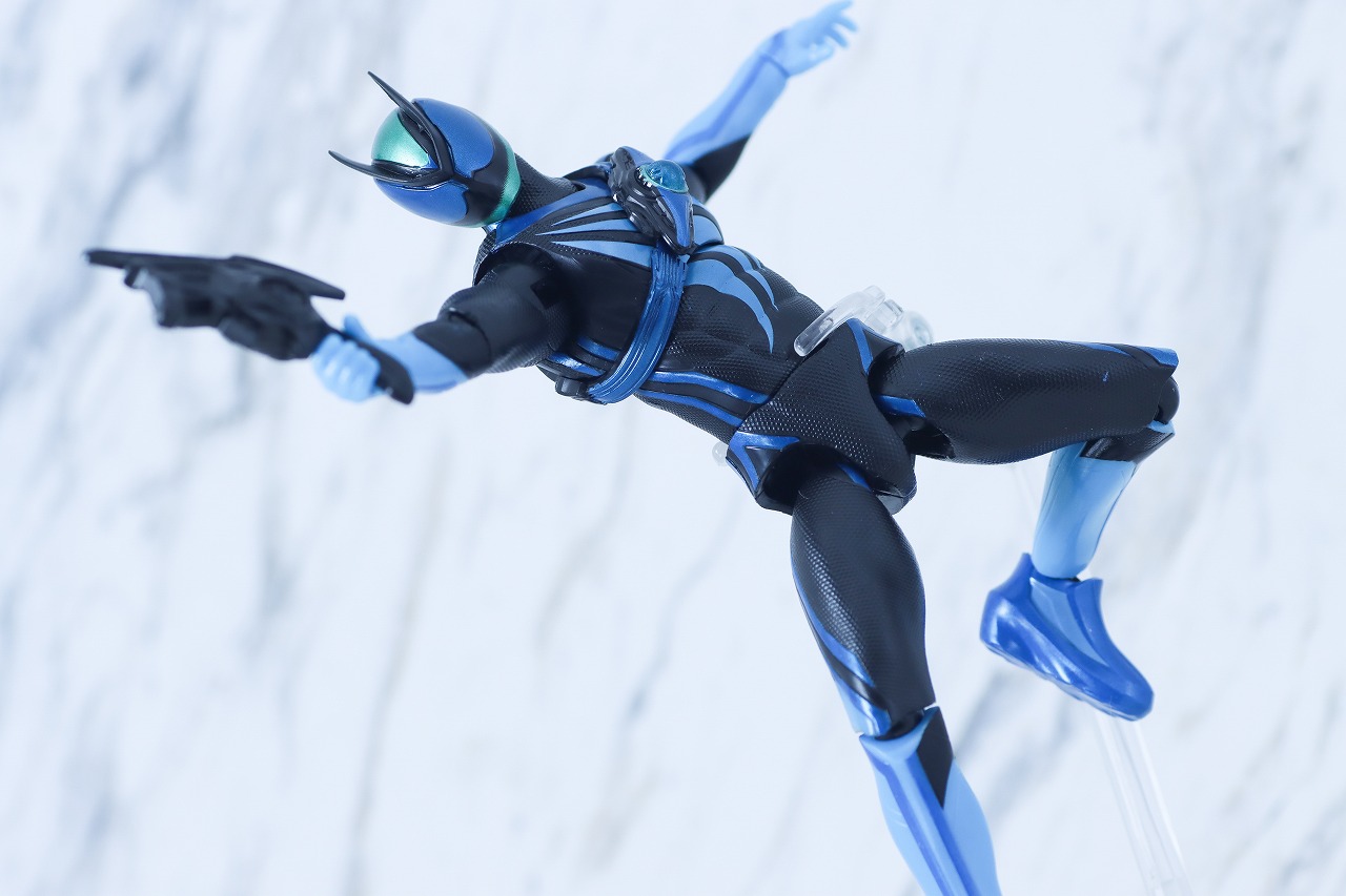 仮面ライダーアクションフィギュア　仮面ライダーゼッツ テクノロムストリーム　レビュー　アクション