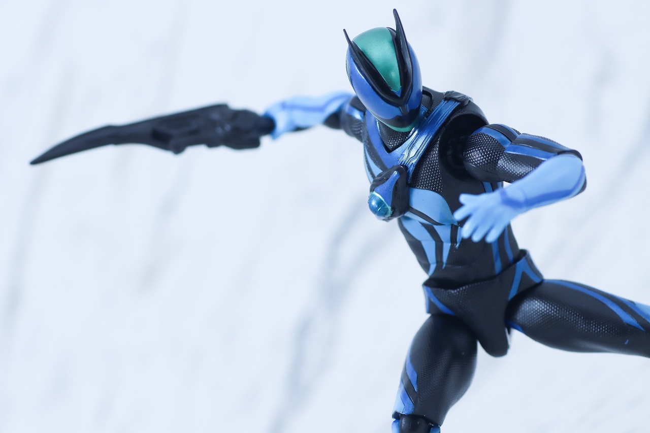 仮面ライダーアクションフィギュア　仮面ライダーゼッツ テクノロムストリーム　レビュー　アクション