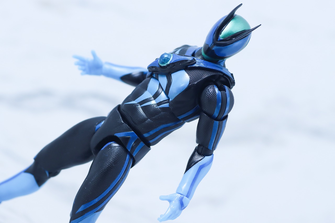 仮面ライダーアクションフィギュア　仮面ライダーゼッツ テクノロムストリーム　レビュー