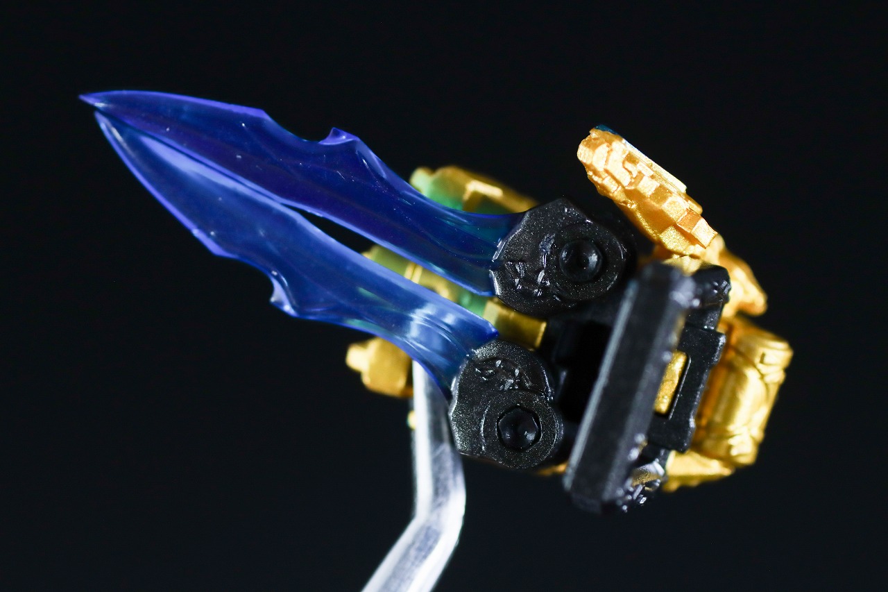 S.H.フィギュアーツ　ゴジュウルフ　レビュー　付属品　テガソード