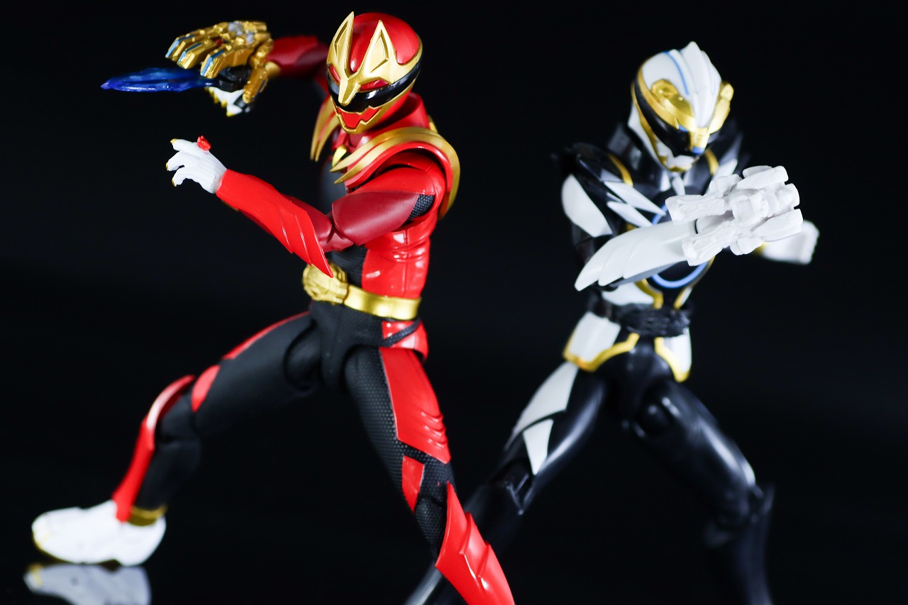 S.H.フィギュアーツ　ゴジュウルフ　レビュー　アクション　アクションヒーロー　ゴジュウポーラー