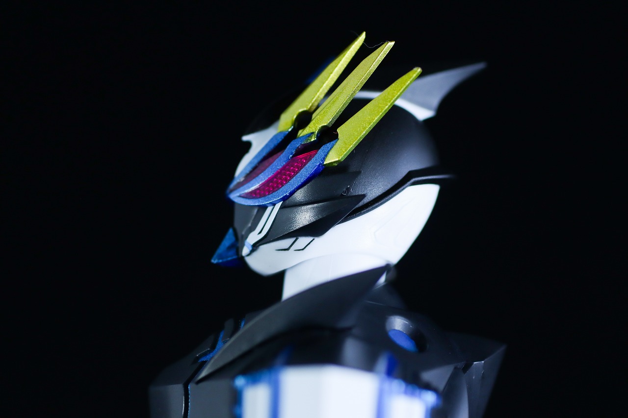 S.H.フィギュアーツ　仮面ライダーデュランダル オーシャンヒストリー　レビュー　可動範囲