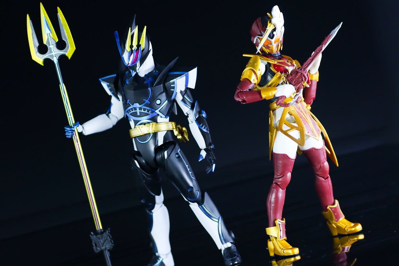 S.H.フィギュアーツ　仮面ライダーデュランダル オーシャンヒストリー　レビュー　アクション　仮面ライダーサーベラ 昆虫大百科