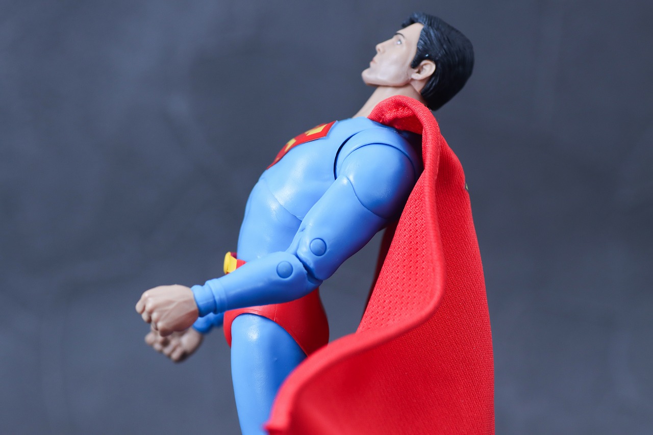 DCマルチバース　スーパーマン（1978）　レビュー　可動範囲