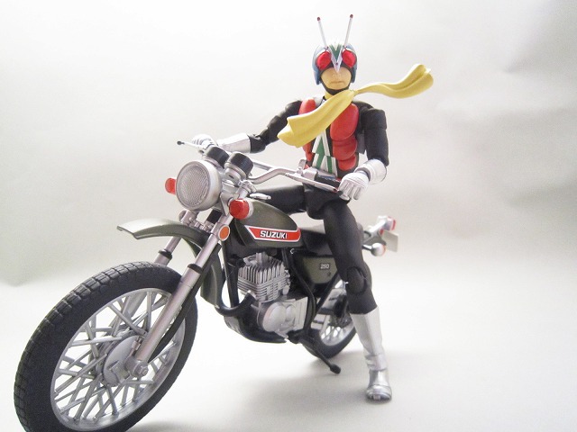 S.H.フィギュアーツ　ライダーマンマシン　レビュー