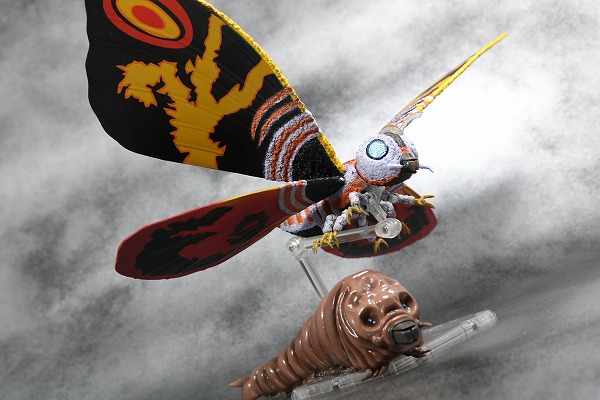 S.H.モンスターアーツ　モスラ（成虫）＆モスラ（幼虫）Special Color Ver.　レビュー