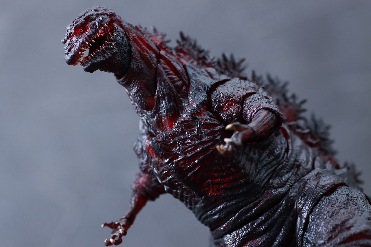 S.H.Monster Arts　ゴジラ（2016） 夜間戦闘Ver.