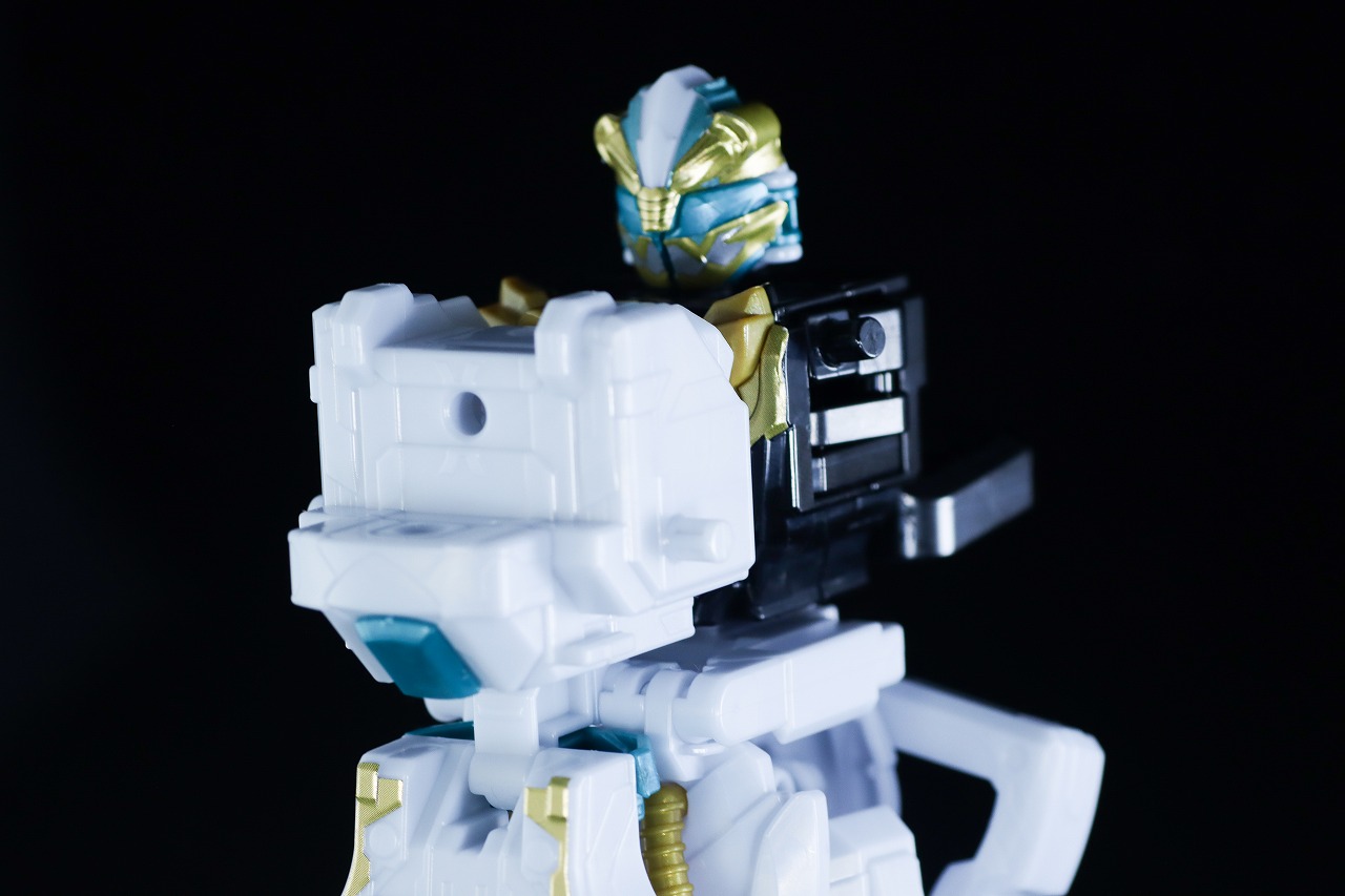 ミニプラ　テガソードホワイトバーン　レビュー　合体