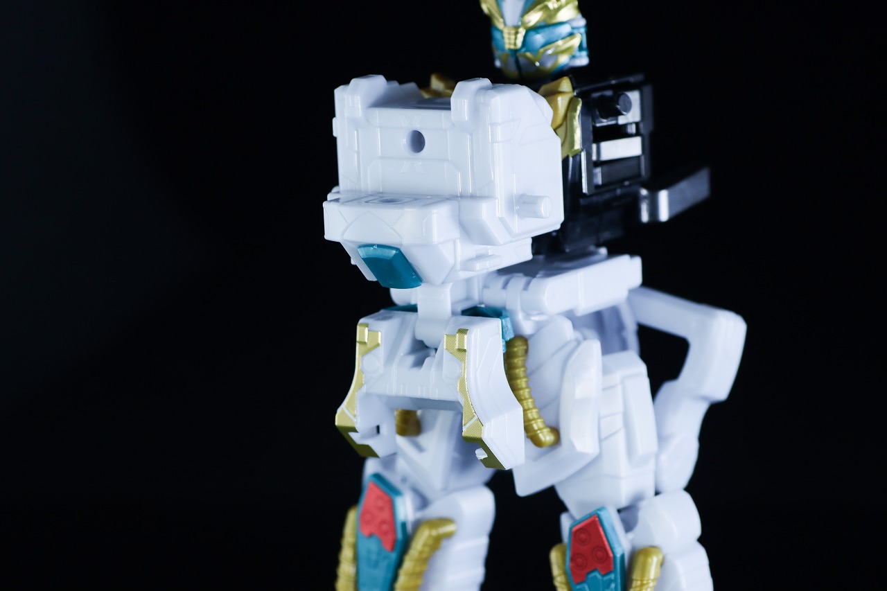 ミニプラ　テガソードホワイトバーン　レビュー　合体