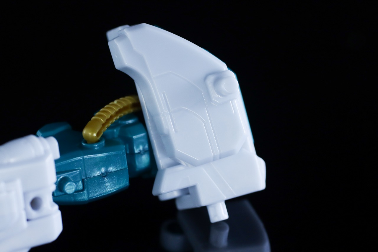 ミニプラ　テガソードホワイトバーン　レビュー　合体