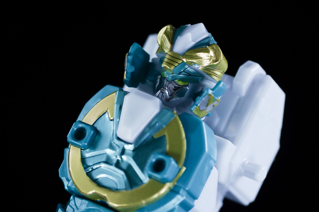 ミニプラ　テガソードホワイトバーン　レビュー　合体