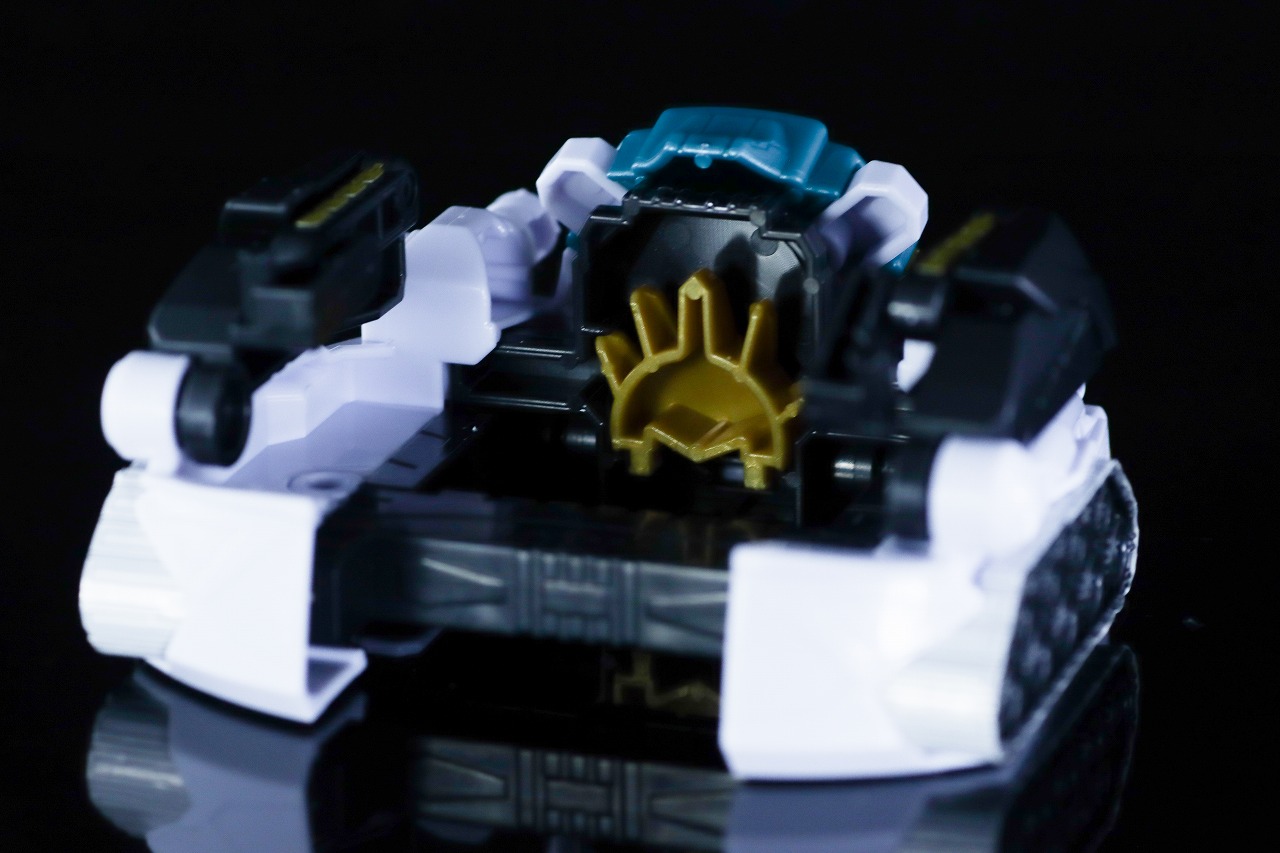 ミニプラ　べアックマ50　レビュー　本体