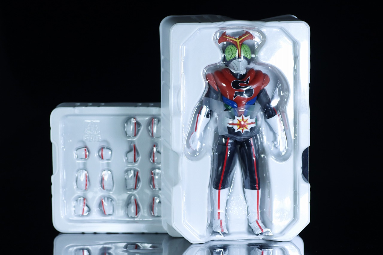 S.H.フィギュアーツ 真骨彫製法　仮面ライダーストロンガー　レビュー　パッケージ