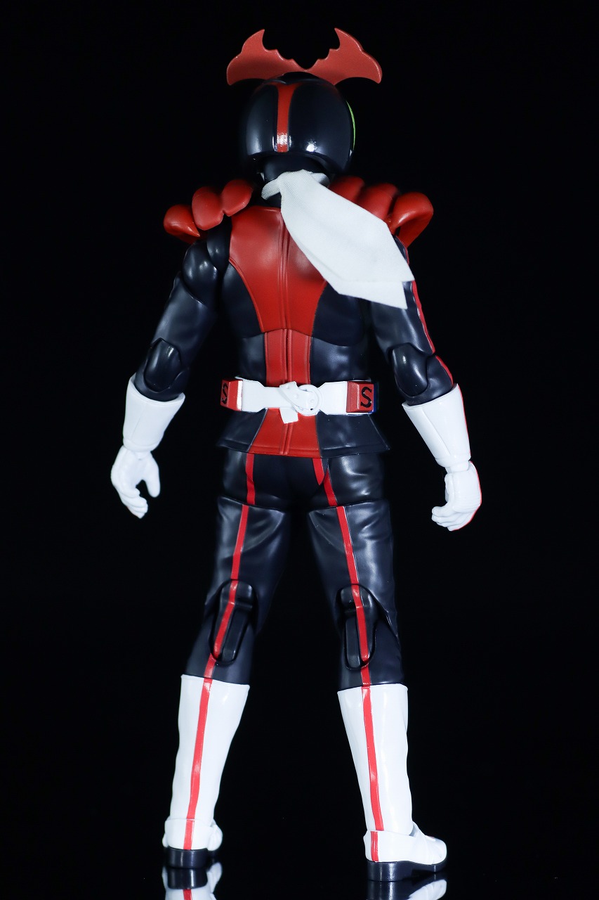 S.H.フィギュアーツ 真骨彫製法　仮面ライダーストロンガー　レビュー　本体