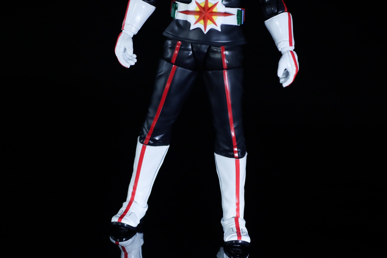 S.H.フィギュアーツ 真骨彫製法　仮面ライダーストロンガー　レビュー　本体