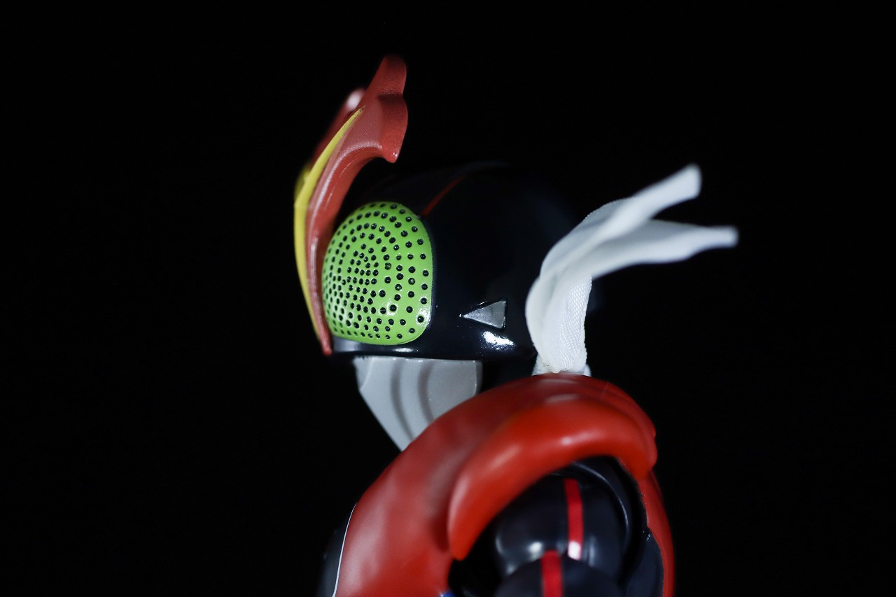 S.H.フィギュアーツ 真骨彫製法　仮面ライダーストロンガー　レビュー　可動範囲