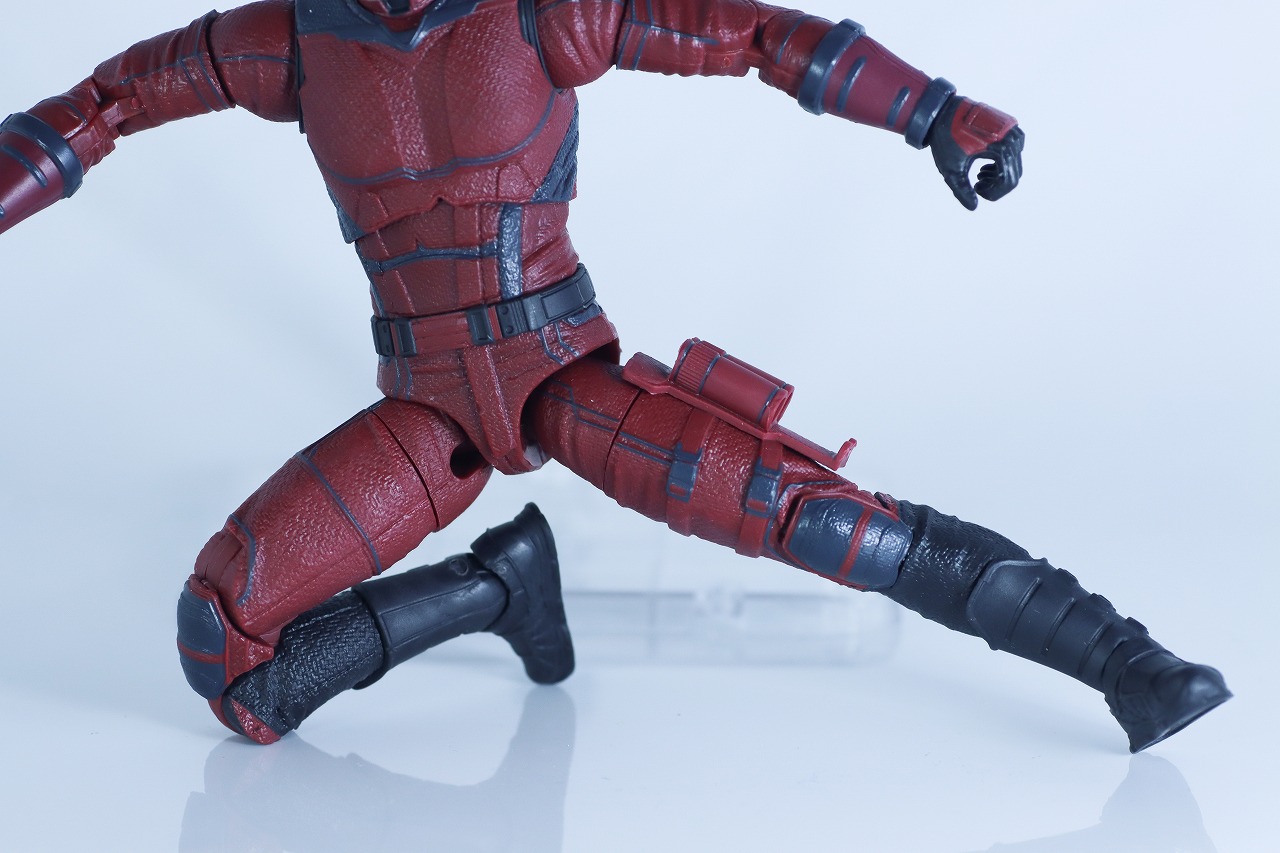 マーベルレジェンド　デアデビル（デアデビル：ボーン・アゲイン）　レビュー　可動範囲