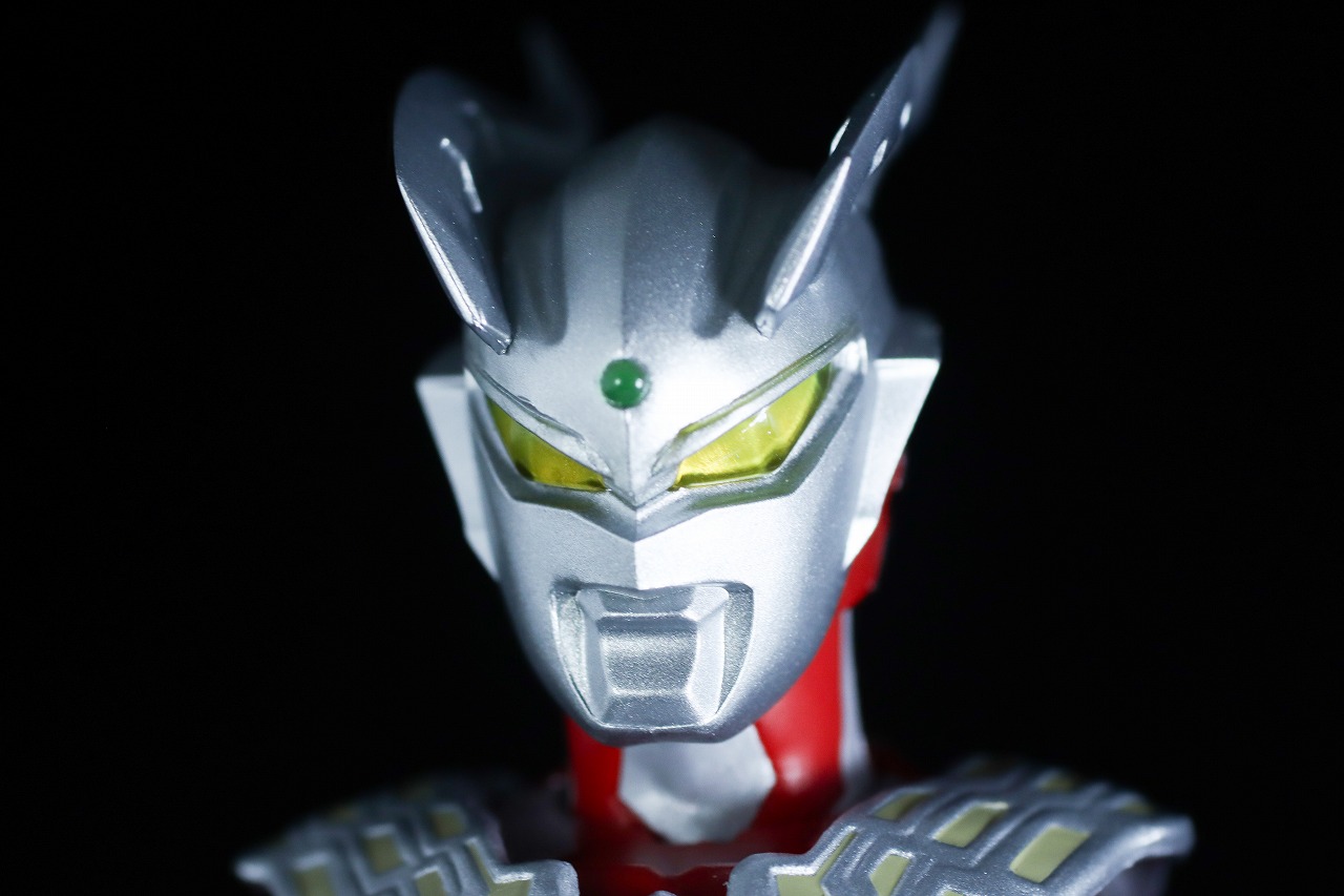 S.H.フィギュアーツ　ウルトラマンゼロ ワイルドバースト　レビュー　本体