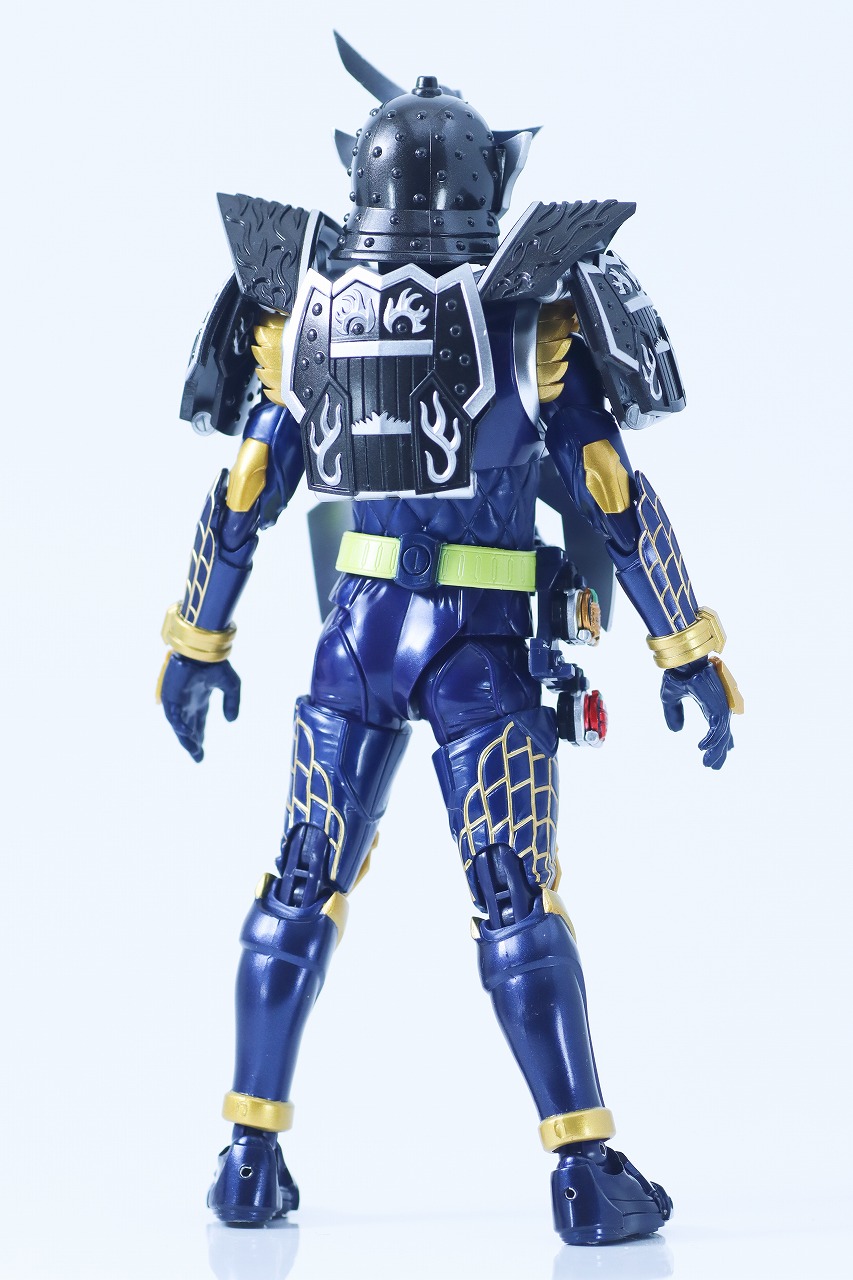 S.H.フィギュアーツ 真骨彫製法 仮面ライダー鎧武 ジンバーレモンアームズ レビュー 本体