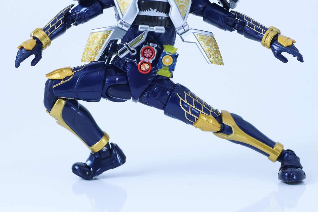 S.H.フィギュアーツ 真骨彫製法　仮面ライダー鎧武 ジンバーレモンアームズ　レビュー　可動範囲