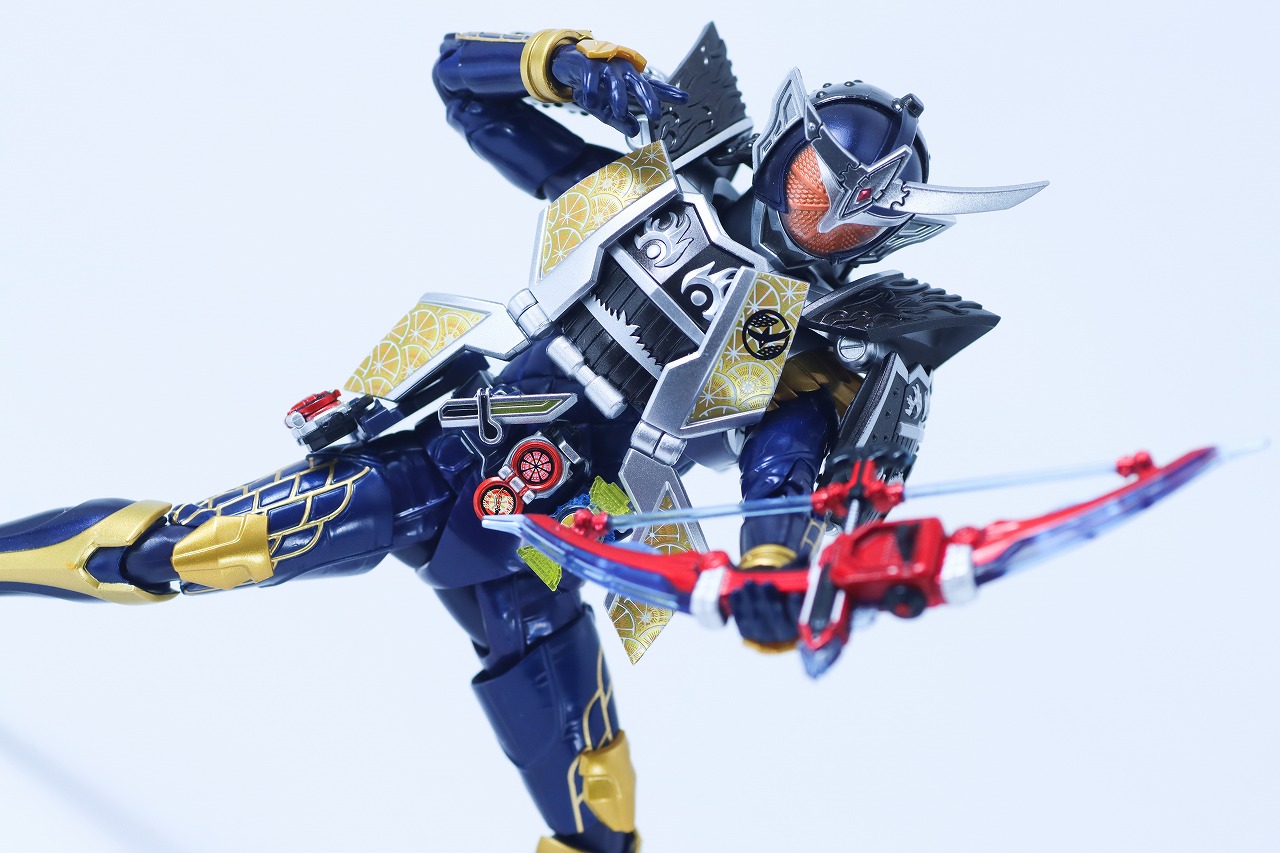 S.H.フィギュアーツ 真骨彫製法　仮面ライダー鎧武 ジンバーレモンアームズ　レビュー　アクション