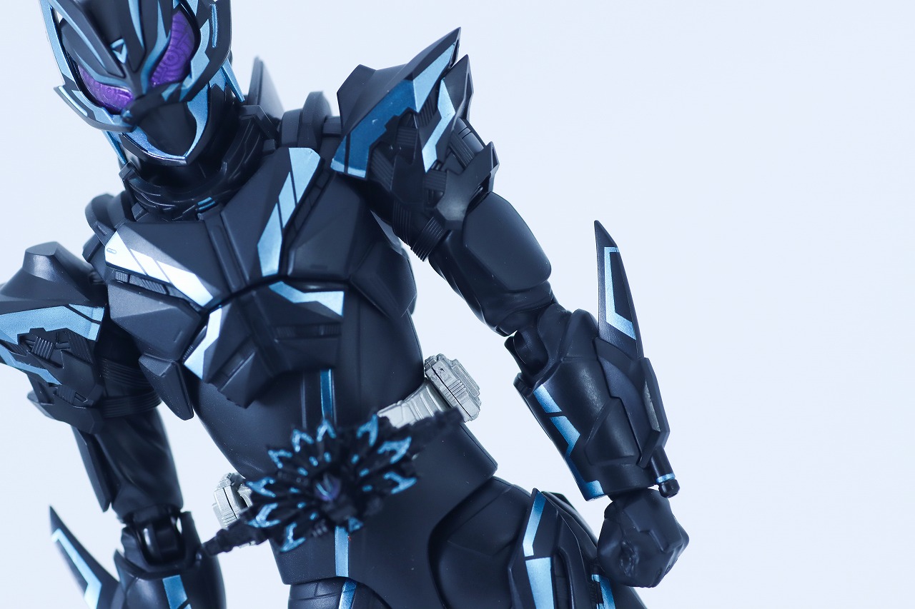 S.H.フィギュアーツ　仮面ライダーXギーツ　クロスギーツ　レビュー　本体