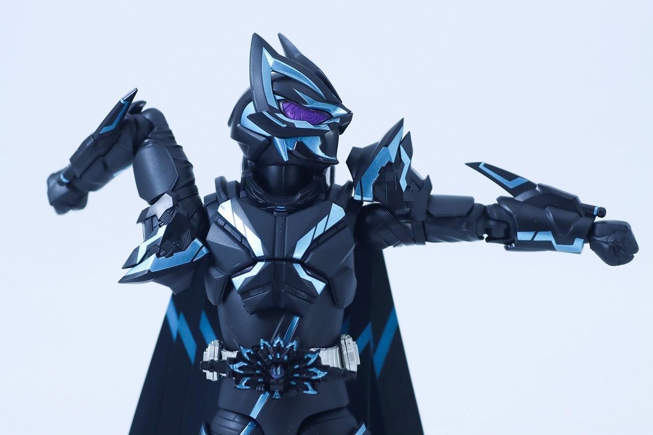 S.H.フィギュアーツ　仮面ライダーXギーツ　クロスギーツ　レビュー　可動範囲