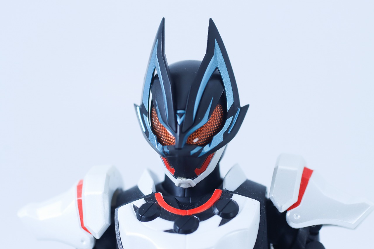 S.H.フィギュアーツ　仮面ライダーXギーツ　クロスギーツ　レビュー　比較　仮面ライダーギーツ マグナムブーストフォーム