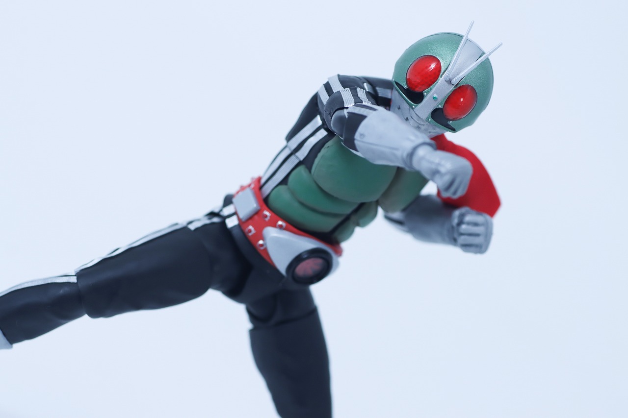 S.H.フィギュアーツ 真骨彫製法　仮面ライダー新1号 栄光の昭和ライダーエディション　レビュー　アクション