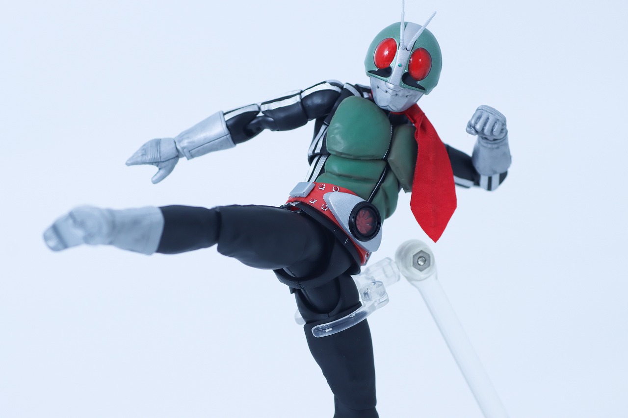 S.H.フィギュアーツ 真骨彫製法　仮面ライダー新1号 栄光の昭和ライダーエディション　レビュー　アクション