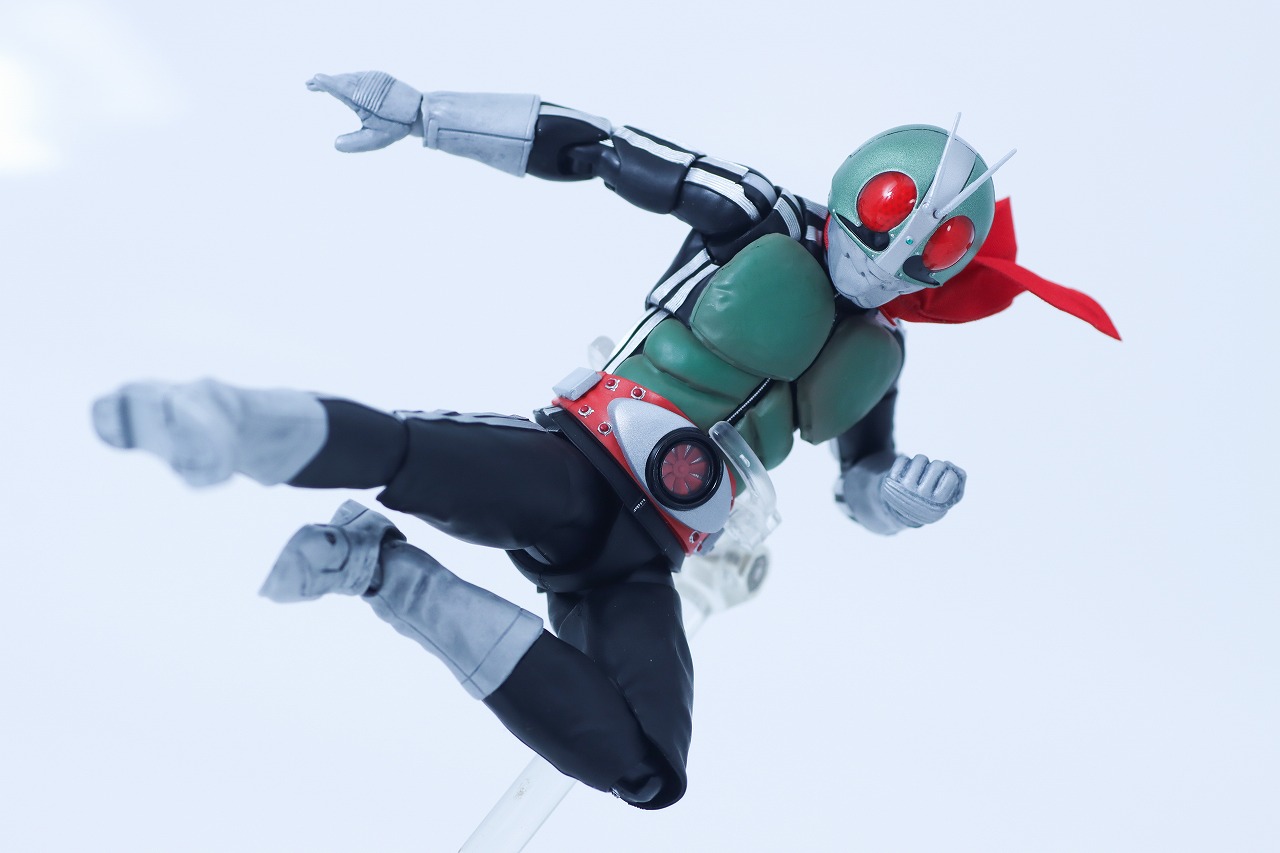 S.H.フィギュアーツ 真骨彫製法　仮面ライダー新1号 栄光の昭和ライダーエディション　レビュー　アクション