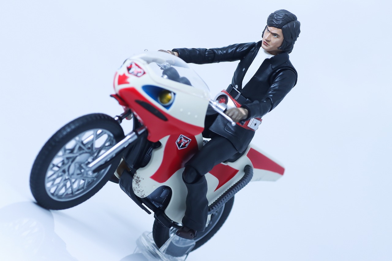 S.H.フィギュアーツ　新サイクロン号 栄光の昭和ライダーエディション　レビュー　アクション　本郷猛