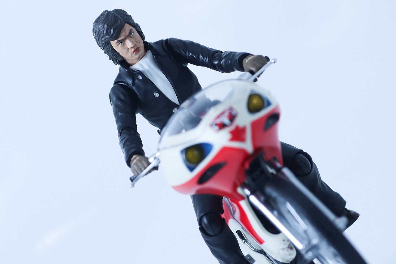 S.H.フィギュアーツ　新サイクロン号 栄光の昭和ライダーエディション　レビュー　アクション　本郷猛