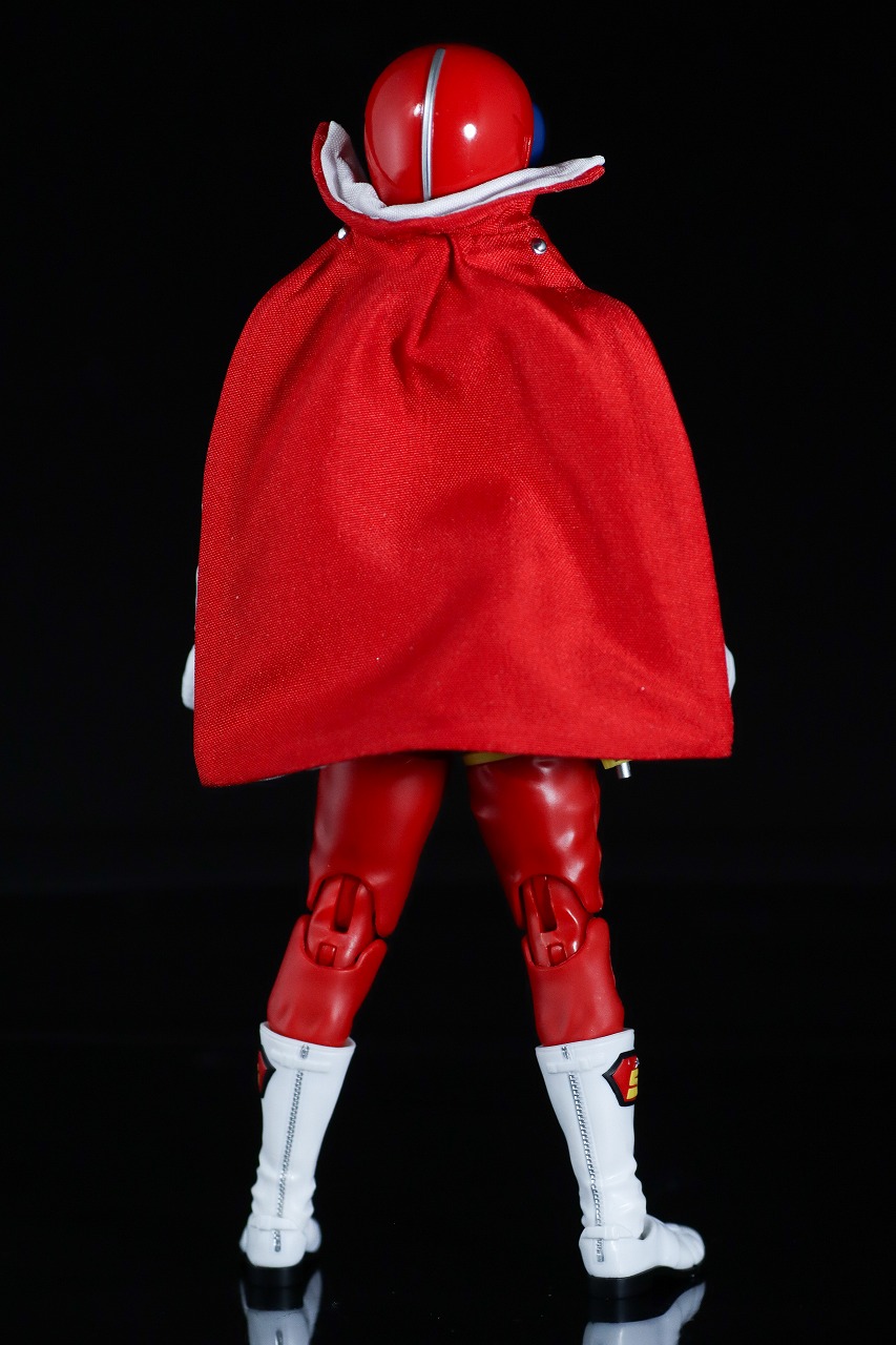 S.H.フィギュアーツ 真骨彫製法　アカレンジャー 50th Anniversary ver.　レビュー　本体