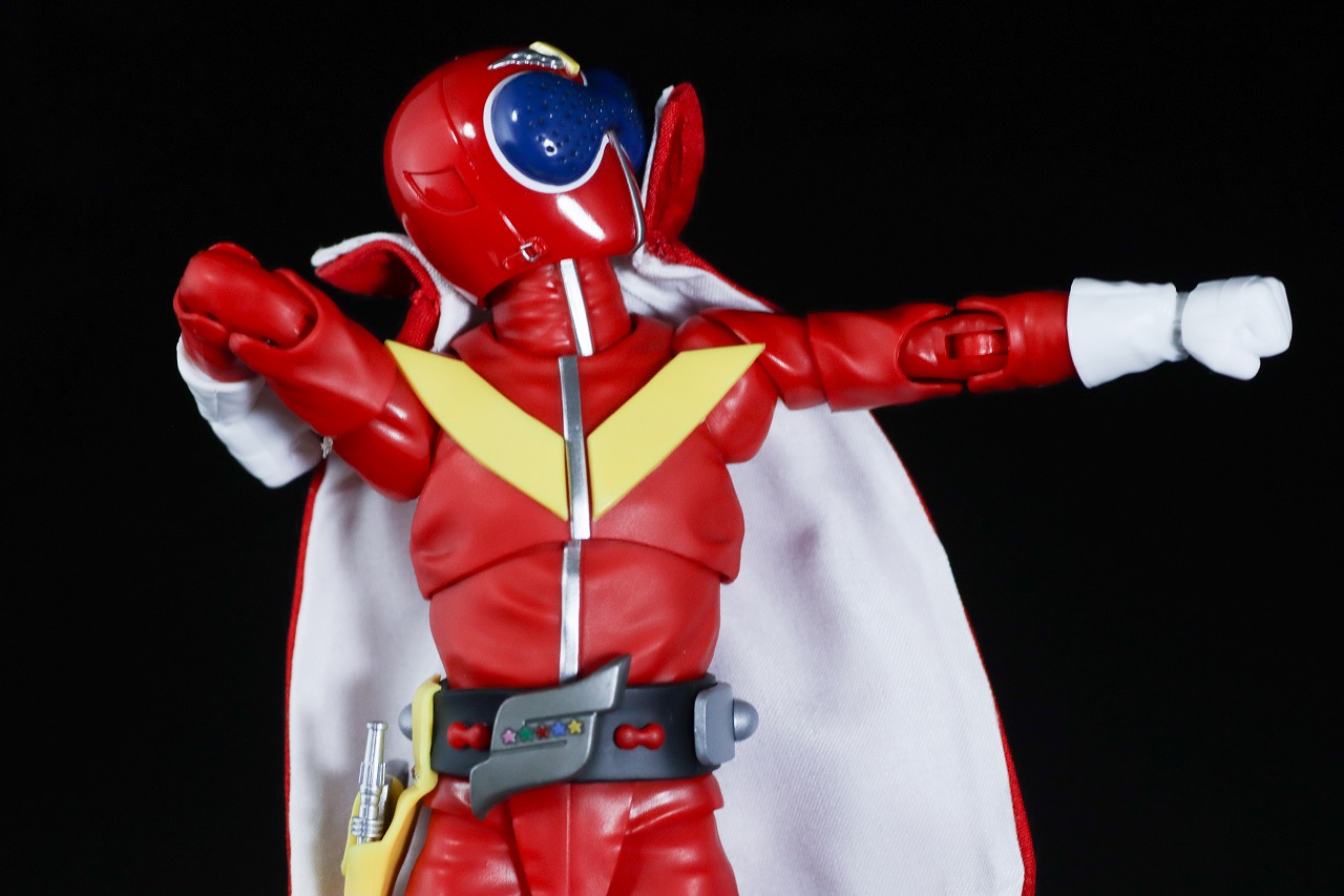 S.H.フィギュアーツ 真骨彫製法　アカレンジャー 50th Anniversary ver.　レビュー　可動範囲