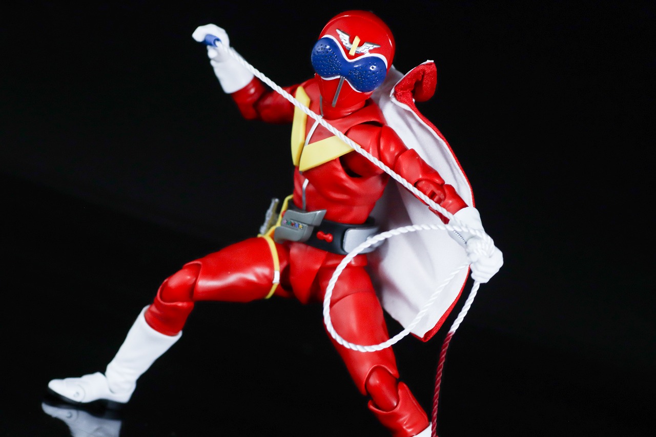 S.H.フィギュアーツ 真骨彫製法　アカレンジャー 50th Anniversary ver.　レビュー　アクション